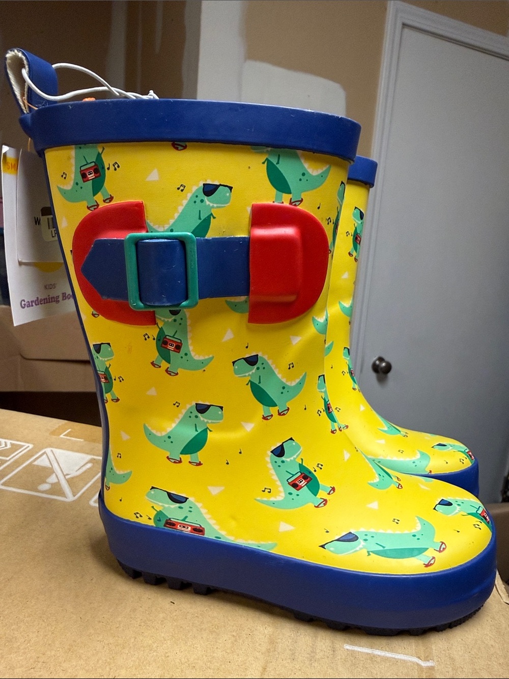 Sun Squad Kids Yellow Dinosaur Rain Boots with Blue Trim NWT